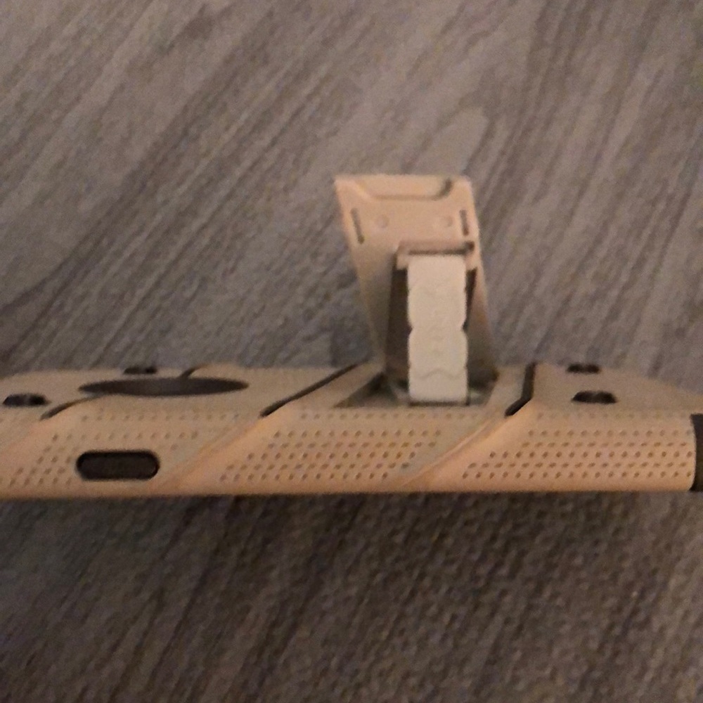 IPHONE CASE - Picture 5 of 5